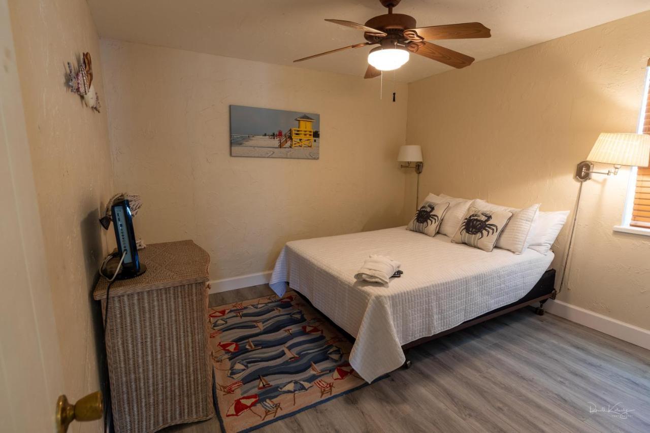 Village House By Beachside Management Siesta Key Εξωτερικό φωτογραφία